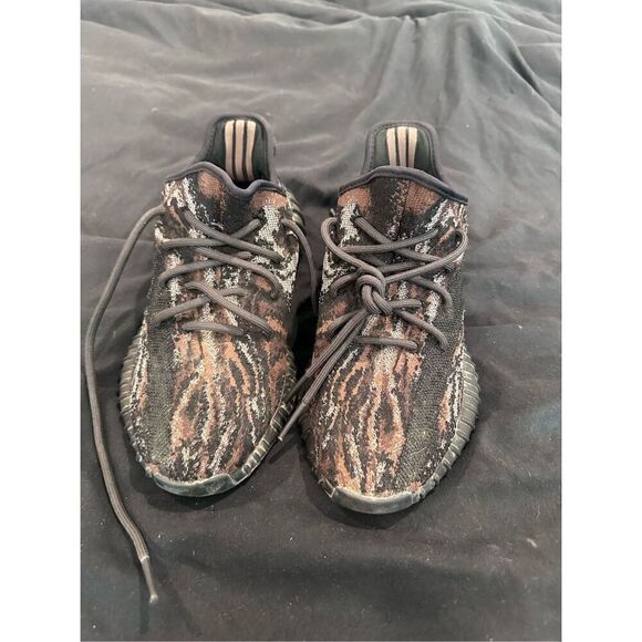US SIZE 6.5 Yeezys adidas boost 350 V2 black and brown - Picture 4 of 7